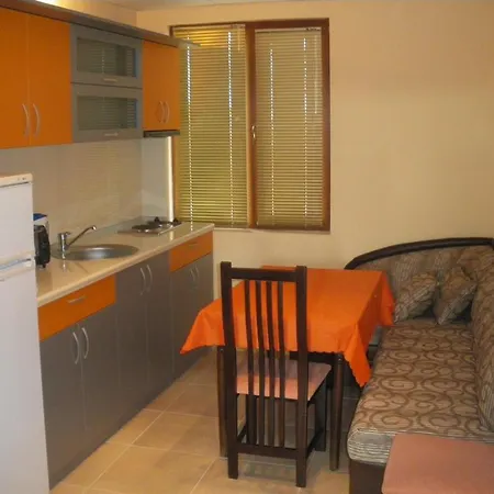 Sveti Georgi بيت ضيافة 2*